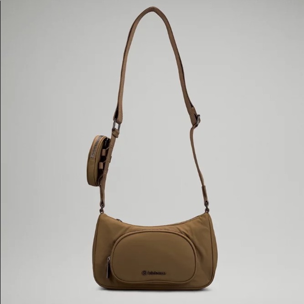 RARE lululemon crossbody with nano pouch